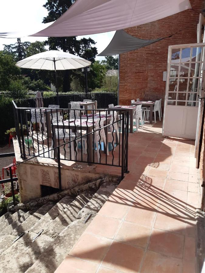 Logis Domaine De Peyrolade Bed & Breakfast Daux Exterior foto