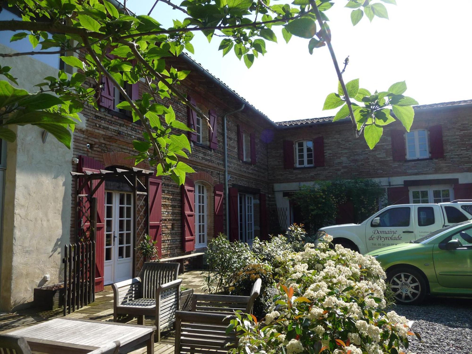Logis Domaine De Peyrolade Bed & Breakfast Daux Exterior foto